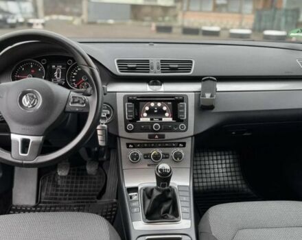 Черный Фольксваген Пассат Вариант, объемом двигателя 2 л и пробегом 269 тыс. км за 13000 $, фото 4 на Automoto.ua
