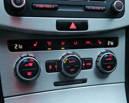 Черный Фольксваген Пассат Вариант, объемом двигателя 1.6 л и пробегом 262 тыс. км за 8800 $, фото 16 на Automoto.ua