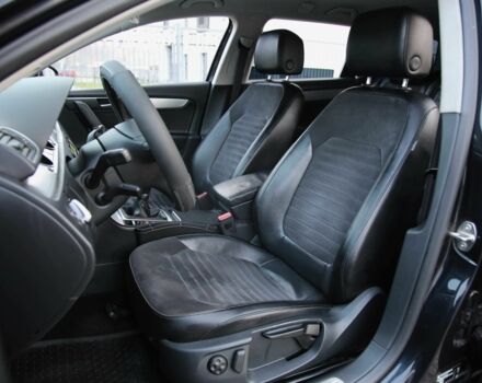 Черный Фольксваген Пассат Вариант, объемом двигателя 1.6 л и пробегом 262 тыс. км за 8800 $, фото 6 на Automoto.ua