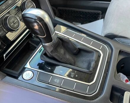 Черный Фольксваген Пассат Вариант, объемом двигателя 2 л и пробегом 252 тыс. км за 16950 $, фото 16 на Automoto.ua