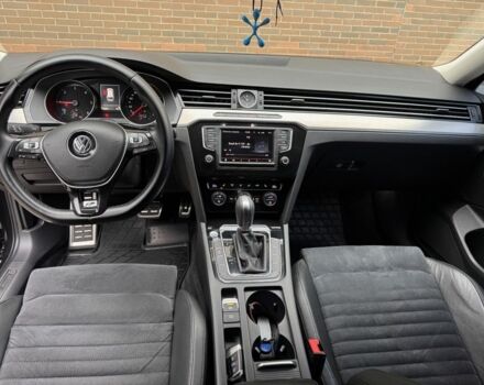 Чорний Фольксваген Пассат Варіант, об'ємом двигуна 2 л та пробігом 228 тис. км за 14900 $, фото 5 на Automoto.ua