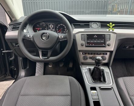 Черный Фольксваген Пассат Вариант, объемом двигателя 1.6 л и пробегом 255 тыс. км за 11900 $, фото 12 на Automoto.ua