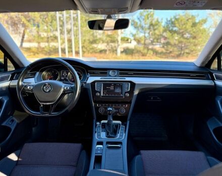 Черный Фольксваген Пассат Вариант, объемом двигателя 2 л и пробегом 250 тыс. км за 13500 $, фото 16 на Automoto.ua