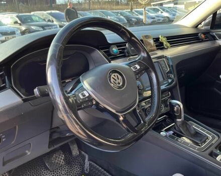 Черный Фольксваген Пассат Вариант, объемом двигателя 2 л и пробегом 252 тыс. км за 16950 $, фото 9 на Automoto.ua