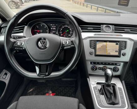 Чорний Фольксваген Пассат Варіант, об'ємом двигуна 2 л та пробігом 190 тис. км за 14899 $, фото 13 на Automoto.ua