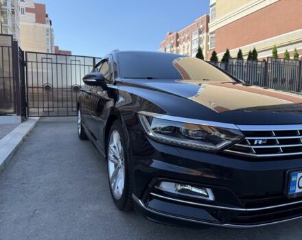 Черный Фольксваген Пассат Вариант, объемом двигателя 1.6 л и пробегом 335 тыс. км за 15950 $, фото 12 на Automoto.ua