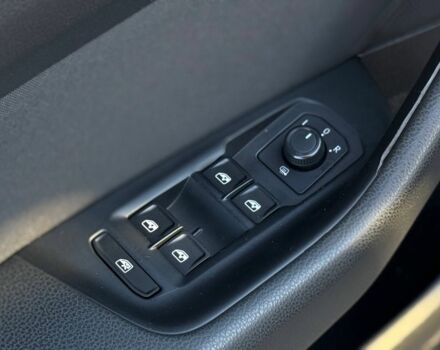 Черный Фольксваген Пассат Вариант, объемом двигателя 2 л и пробегом 250 тыс. км за 13500 $, фото 18 на Automoto.ua