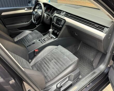 Чорний Фольксваген Пассат Варіант, об'ємом двигуна 2 л та пробігом 228 тис. км за 14900 $, фото 7 на Automoto.ua