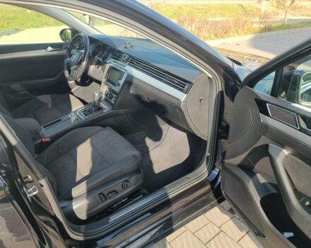 Черный Фольксваген Пассат Вариант, объемом двигателя 2 л и пробегом 245 тыс. км за 15999 $, фото 12 на Automoto.ua