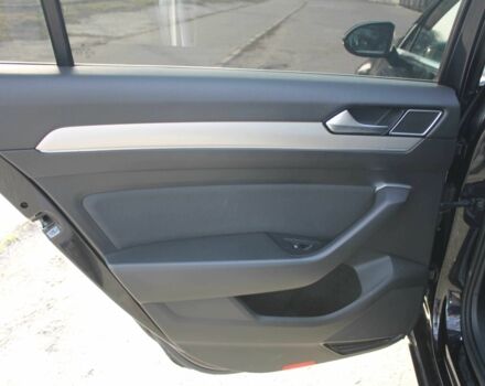 Чорний Фольксваген Пассат Варіант, об'ємом двигуна 1.6 л та пробігом 257 тис. км за 11900 $, фото 10 на Automoto.ua