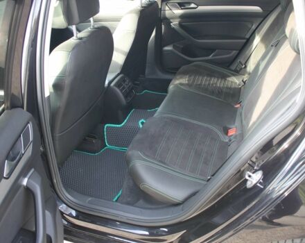 Чорний Фольксваген Пассат Варіант, об'ємом двигуна 1.6 л та пробігом 257 тис. км за 11900 $, фото 11 на Automoto.ua