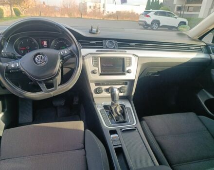 Черный Фольксваген Пассат Вариант, объемом двигателя 2 л и пробегом 245 тыс. км за 15999 $, фото 11 на Automoto.ua