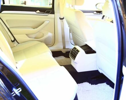 Фольксваген Пассат Вариант 2017 в Ужгороде на Automoto.ua Черный Фольксваген Пассат Вариант, объемом двигателя 1.6 л и пробегом 230 тыс. км за 14700 $, фото 7 на Automoto.ua