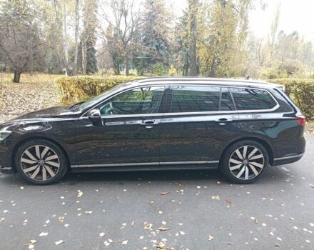 Фольксваген Пассат Варіант 2017 у Житомирі на Automoto.ua Чорний Фольксваген Пассат Варіант, об'ємом двигуна 2 л та пробігом 186 тис. км за 19900 $, фото 6 на Automoto.ua