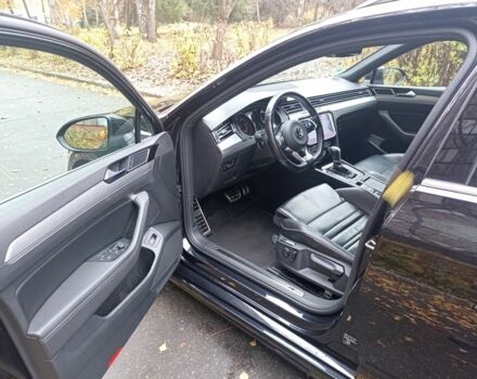 Фольксваген Пассат Варіант 2017 у Житомирі на Automoto.ua Чорний Фольксваген Пассат Варіант, об'ємом двигуна 2 л та пробігом 186 тис. км за 19900 $, фото 7 на Automoto.ua