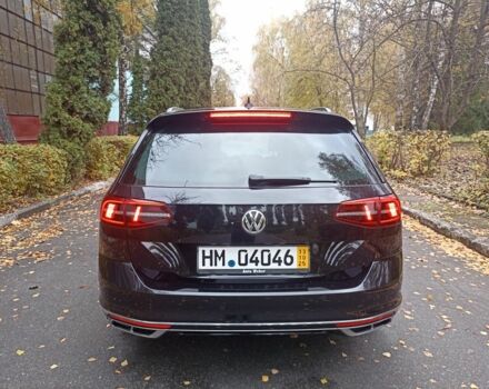 Фольксваген Пассат Варіант 2017 у Житомирі на Automoto.ua Чорний Фольксваген Пассат Варіант, об'ємом двигуна 2 л та пробігом 186 тис. км за 19900 $, фото 4 на Automoto.ua