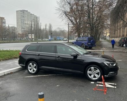 Черный Фольксваген Пассат Вариант, объемом двигателя 2 л и пробегом 380 тыс. км за 12500 $, фото 1 на Automoto.ua