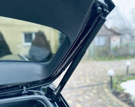 Чорний Фольксваген Пассат Варіант, об'ємом двигуна 2 л та пробігом 263 тис. км за 18450 $, фото 9 на Automoto.ua