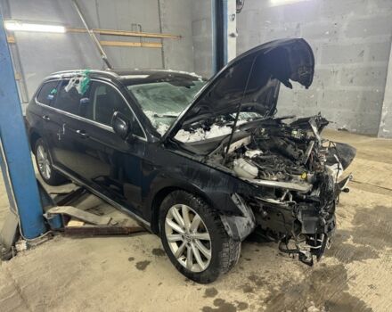 Черный Фольксваген Пассат Вариант, объемом двигателя 2 л и пробегом 300 тыс. км за 5900 $, фото 1 на Automoto.ua