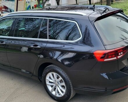 Черный Фольксваген Пассат Вариант, объемом двигателя 2 л и пробегом 182 тыс. км за 22500 $, фото 4 на Automoto.ua