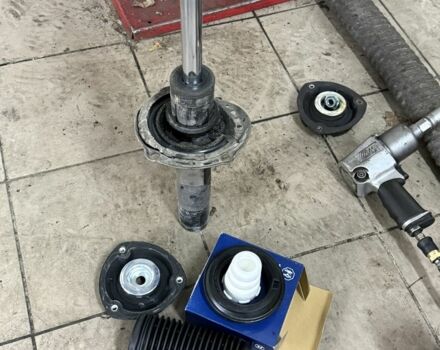 Черный Фольксваген Пассат Вариант, объемом двигателя 2 л и пробегом 190 тыс. км за 20700 $, фото 14 на Automoto.ua