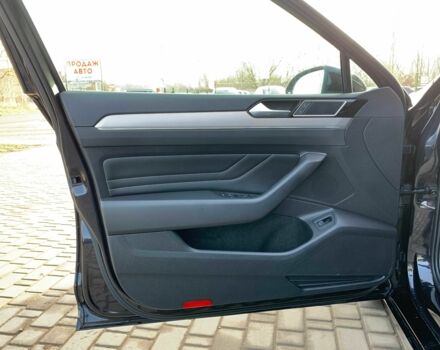 Черный Фольксваген Пассат Вариант, объемом двигателя 2 л и пробегом 190 тыс. км за 21950 $, фото 7 на Automoto.ua