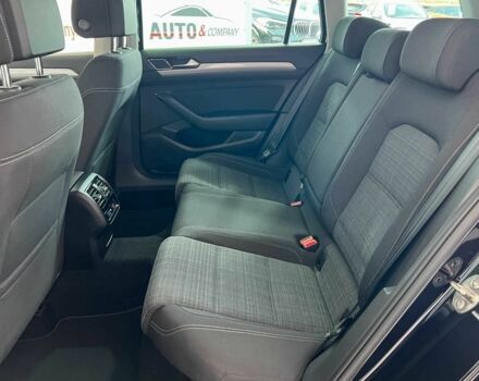 Черный Фольксваген Пассат Вариант, объемом двигателя 2 л и пробегом 199 тыс. км за 20950 $, фото 10 на Automoto.ua