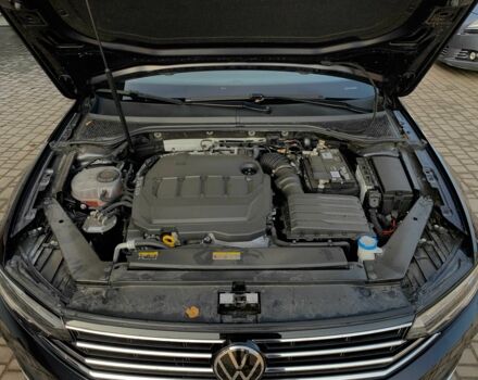 Черный Фольксваген Пассат Вариант, объемом двигателя 2 л и пробегом 190 тыс. км за 21950 $, фото 20 на Automoto.ua