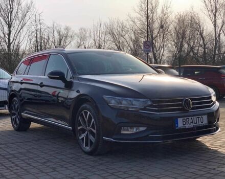 Черный Фольксваген Пассат Вариант, объемом двигателя 2 л и пробегом 190 тыс. км за 21950 $, фото 2 на Automoto.ua