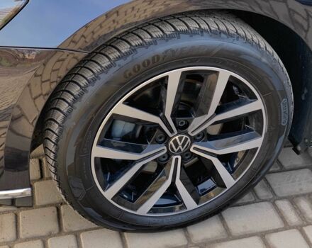 Черный Фольксваген Пассат Вариант, объемом двигателя 2 л и пробегом 190 тыс. км за 21950 $, фото 21 на Automoto.ua