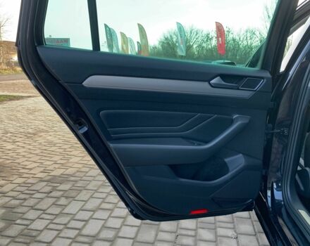 Черный Фольксваген Пассат Вариант, объемом двигателя 2 л и пробегом 190 тыс. км за 21950 $, фото 10 на Automoto.ua