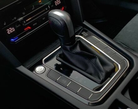 Черный Фольксваген Пассат Вариант, объемом двигателя 2 л и пробегом 190 тыс. км за 21950 $, фото 16 на Automoto.ua