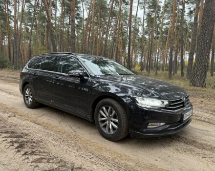 Черный Фольксваген Пассат Вариант, объемом двигателя 1.5 л и пробегом 32 тыс. км за 25000 $, фото 2 на Automoto.ua