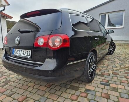 Черный Фольксваген Пассат Вариант, объемом двигателя 2 л и пробегом 224 тыс. км за 2150 $, фото 3 на Automoto.ua