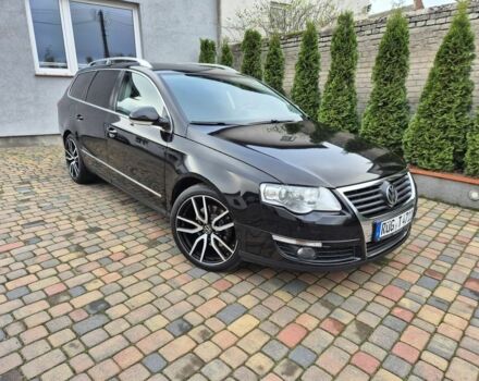 Черный Фольксваген Пассат Вариант, объемом двигателя 2 л и пробегом 224 тыс. км за 2150 $, фото 1 на Automoto.ua