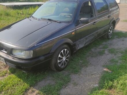 Фольксваген Пассат Вариант 1992 в Яготине на Automoto.ua Черный Фольксваген Пассат Вариант, объемом двигателя 1.8 л и пробегом 100 тыс. км за 1500 $, фото 1 на Automoto.ua