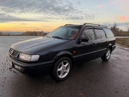 Фольксваген Пассат Вариант 1994 в Ахтырке на Automoto.ua Черный Фольксваген Пассат Вариант, объемом двигателя 1.8 л и пробегом 275 тыс. км за 2450 $, фото 1 на Automoto.ua