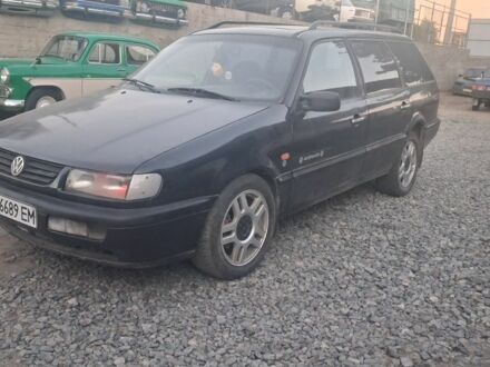 Фольксваген Пассат Варіант 1994 у Чечельнике на Automoto.ua Чорний Фольксваген Пассат Варіант, об'ємом двигуна 2 л та пробігом 111 тис. км за 1500 $, фото 1 на Automoto.ua