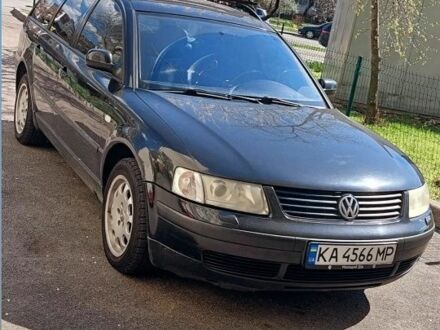 Фольксваген Пассат Вариант 1998 в Киеве на Automoto.ua Черный Фольксваген Пассат Вариант, объемом двигателя 1.8 л и пробегом 352 тыс. км за 4000 $, фото 1 на Automoto.ua