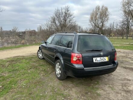 Черный Фольксваген Пассат Вариант, объемом двигателя 0 л и пробегом 295 тыс. км за 2300 $, фото 1 на Automoto.ua