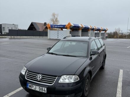 Черный Фольксваген Пассат Вариант, объемом двигателя 1.9 л и пробегом 222 тыс. км за 1983 $, фото 1 на Automoto.ua