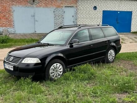 Черный Фольксваген Пассат Вариант, объемом двигателя 1.6 л и пробегом 263 тыс. км за 3999 $, фото 1 на Automoto.ua