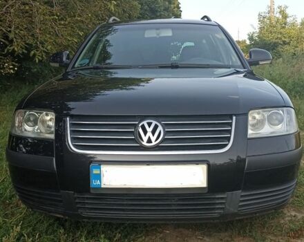 Черный Фольксваген Пассат Вариант, объемом двигателя 1.6 л и пробегом 233 тыс. км за 4700 $, фото 1 на Automoto.ua