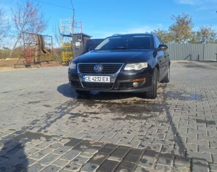 Черный Фольксваген Пассат Вариант, объемом двигателя 2 л и пробегом 380 тыс. км за 5600 $, фото 1 на Automoto.ua