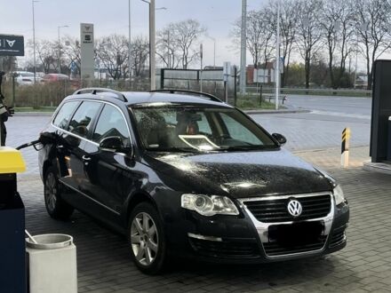 Фольксваген Пассат Вариант 2006 в Киеве на Automoto.ua Черный Фольксваген Пассат Вариант, объемом двигателя 2 л и пробегом 340 тыс. км за 2900 $, фото 1 на Automoto.ua