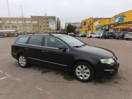 Фольксваген Пассат Варіант 2006 у Житомирі на Automoto.ua Чорний Фольксваген Пассат Варіант, об'ємом двигуна 2 л та пробігом 528 тис. км за 5500 $, фото 1 на Automoto.ua