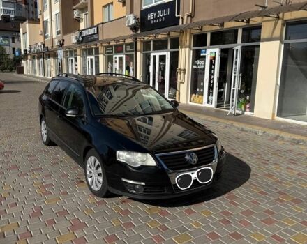 Черный Фольксваген Пассат Вариант, объемом двигателя 2 л и пробегом 380 тыс. км за 2700 $, фото 1 на Automoto.ua