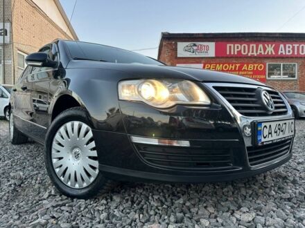 Фольксваген Пассат Варіант 2007 у Смеле на Automoto.ua Чорний Фольксваген Пассат Варіант, об'ємом двигуна 2 л та пробігом 319 тис. км за 6800 $, фото 1 на Automoto.ua