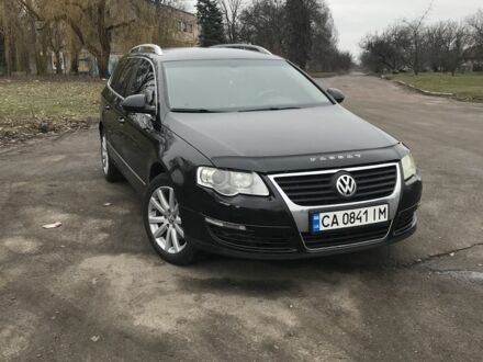 Черный Фольксваген Пассат Вариант, объемом двигателя 2 л и пробегом 342 тыс. км за 6800 $, фото 1 на Automoto.ua