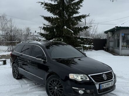 Черный Фольксваген Пассат Вариант, объемом двигателя 2 л и пробегом 315 тыс. км за 6200 $, фото 1 на Automoto.ua